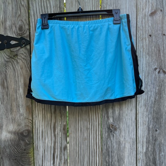 NIKE Dri Fit Turquiose Athletic Skort Women’s small 4-6 - Picture 7 of 9